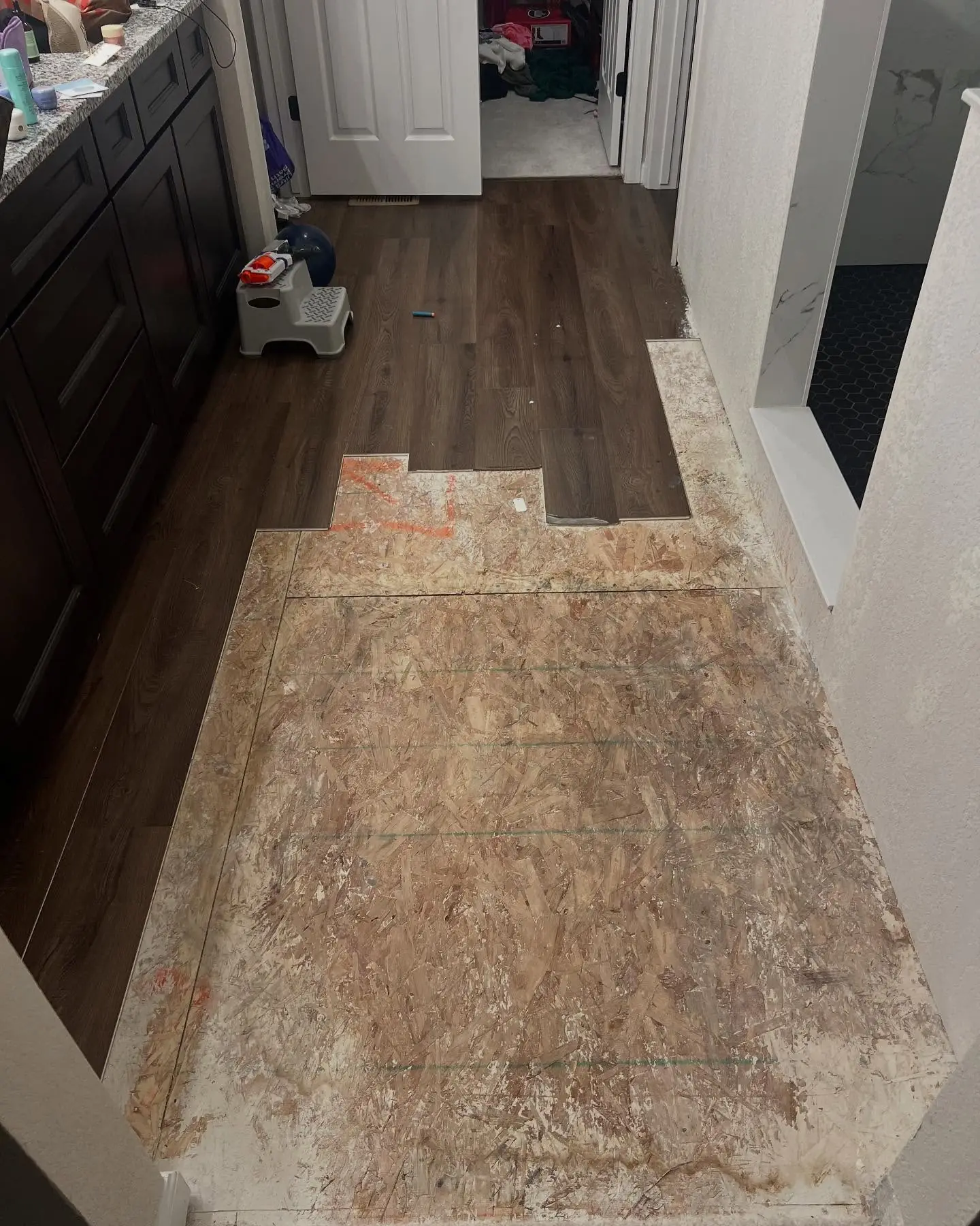Flooring install and Accent wall – flooring installation by Mountain Ridge Renovations in Denver, Colorado