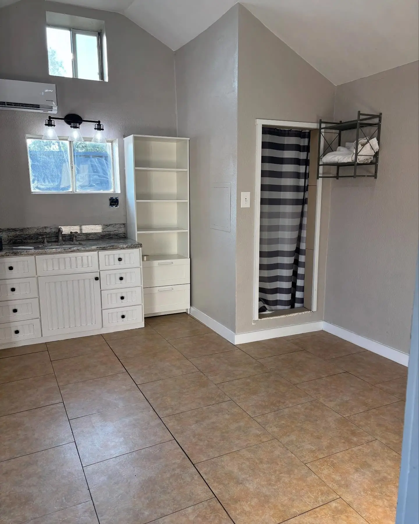 Guest House Renovation – tile installation by Mountain Ridge Renovations in Denver, Colorado